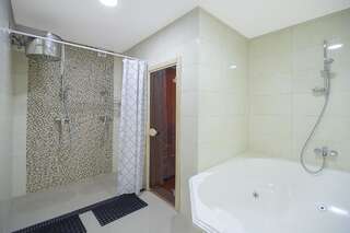 Отель SPA Hotel Galera Киев Люкс с сауной-6