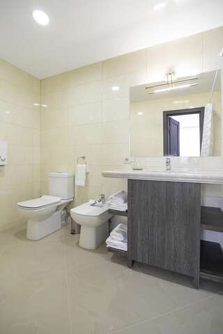 Отель SPA Hotel Galera Киев Полулюкс, вид на бассейн-4